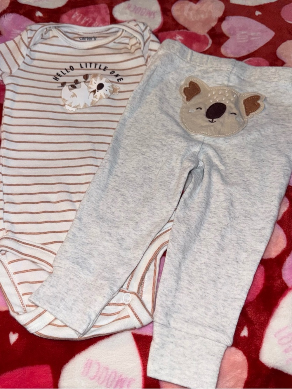 Carter’s Baby Boys Size 9 months Two Piece Set Bodysuit Pants Koala